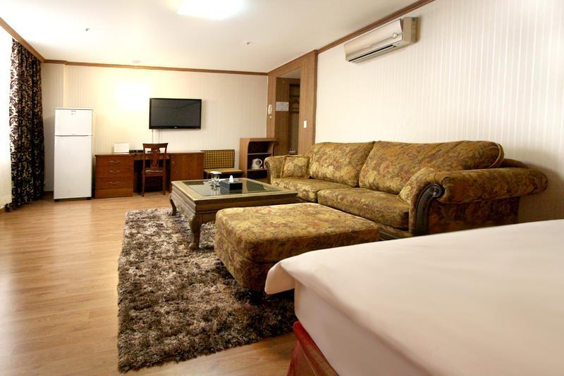 Changwon Olympic Hotel Ngoại thất bức ảnh