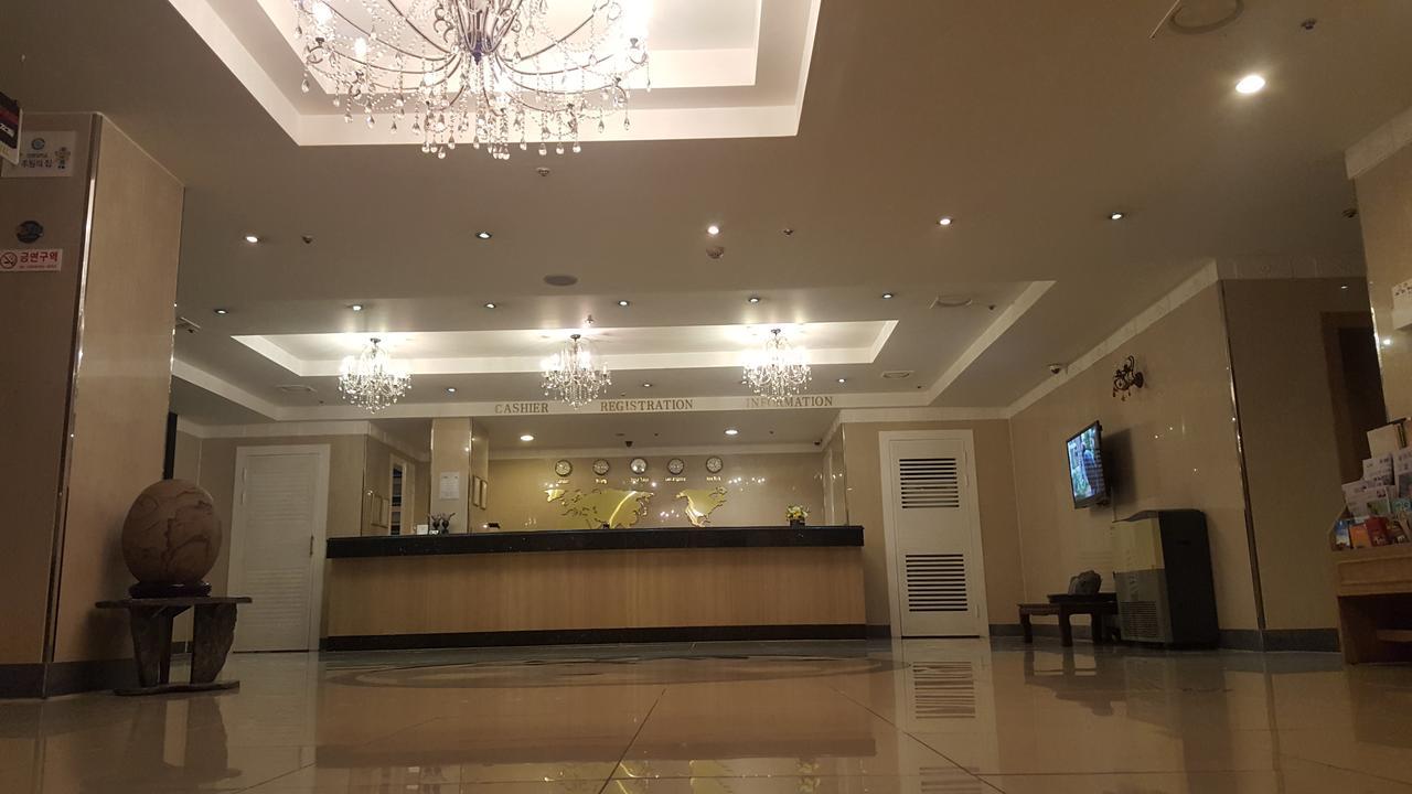 Changwon Olympic Hotel Phòng bức ảnh